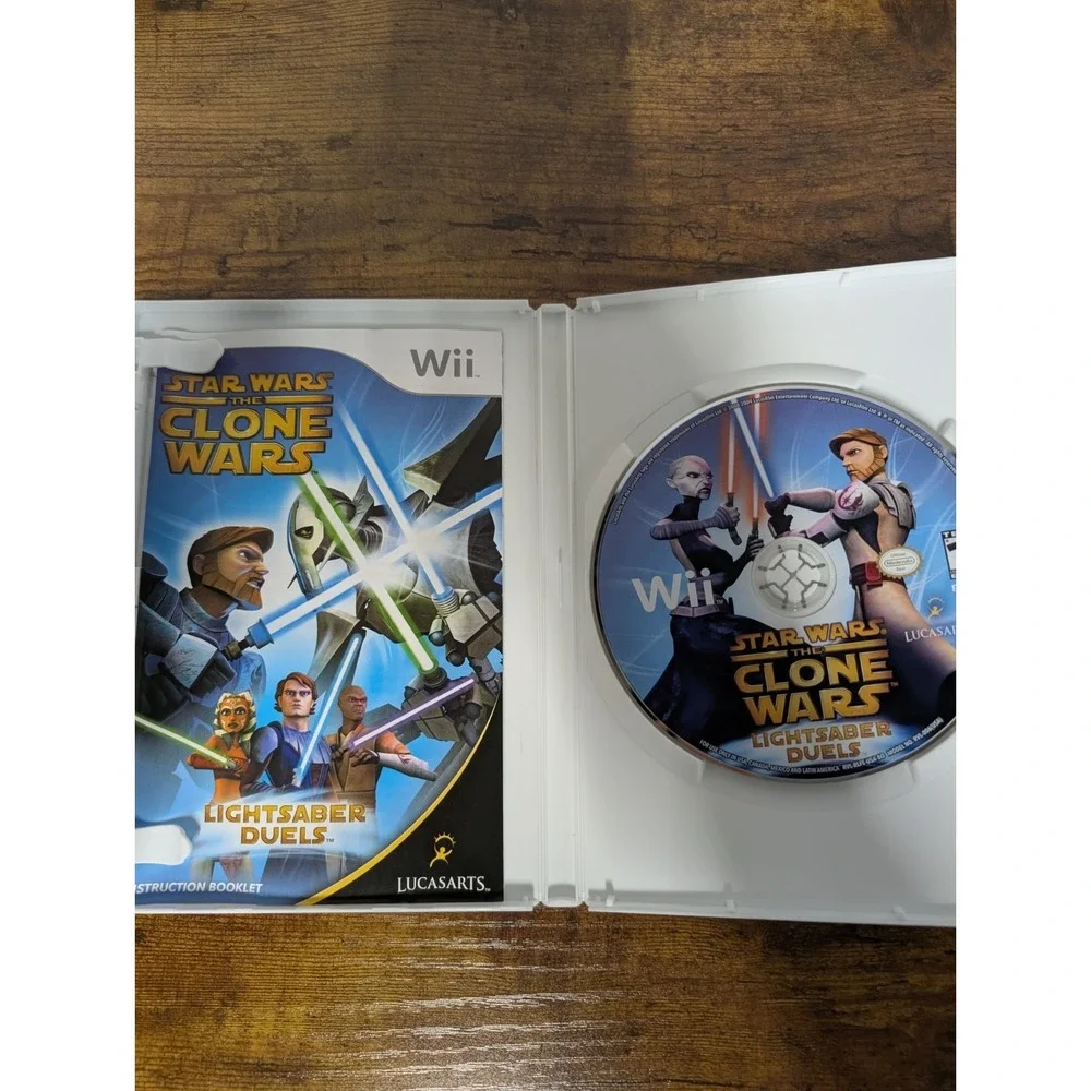 Star Wars: The‎ Clone Wars  Lightsaber Duels Nintendo Wii, 2008 CIB W/ Manual